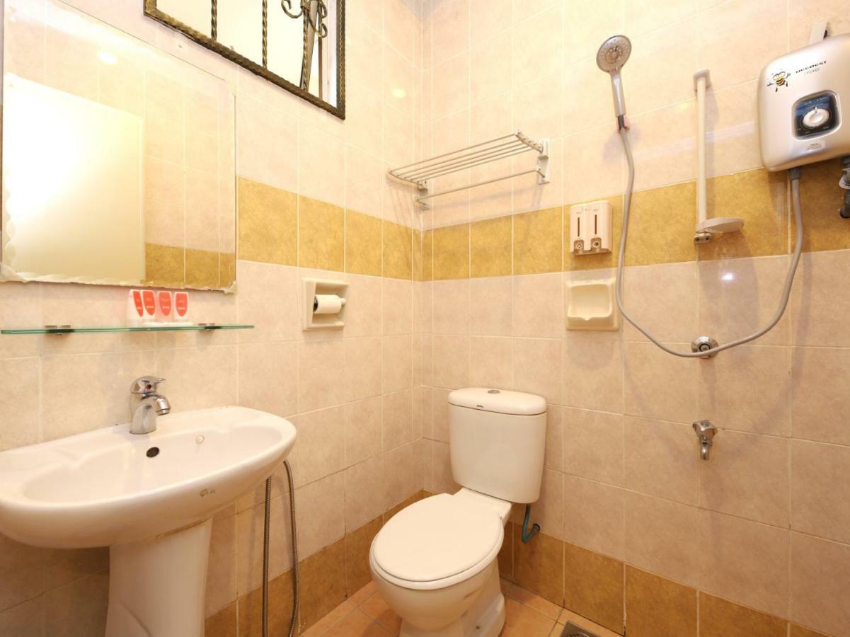 OYO 750 Comfort Hotel Kota Kinabalu Eksteriør bilde