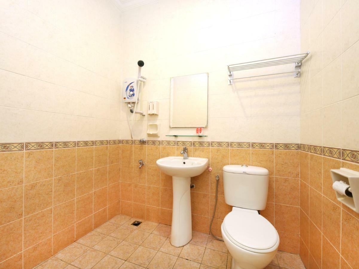 OYO 750 Comfort Hotel Kota Kinabalu Eksteriør bilde
