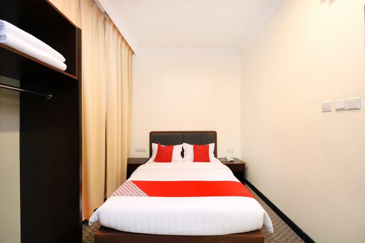 OYO 750 Comfort Hotel Kota Kinabalu Eksteriør bilde